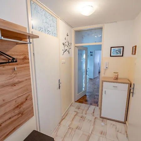 شقة Apartma Golob