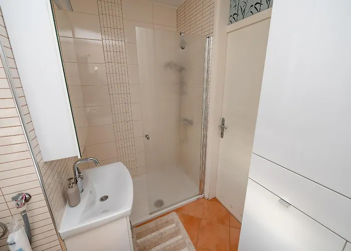 Apartma Golob * 马里博尔