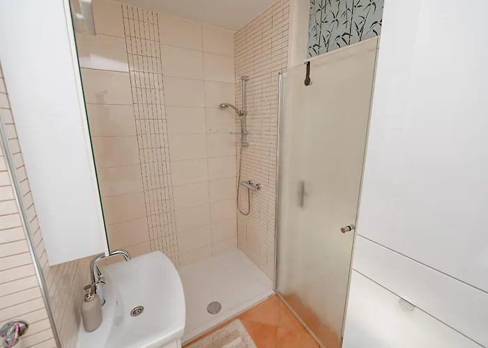 公寓 Apartma Golob